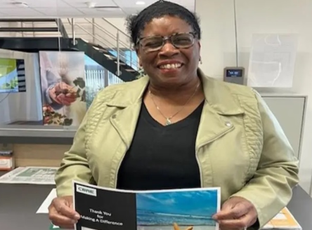 Doorwerken na je AOW-leeftijd: Scarlett laat zien hoe waardevol dat kan zijn